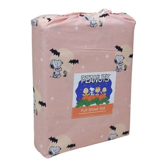 Peanuts Snoopy Full Sheet Set By Berkshire Pink Halloween Bats Ghosts Fall - Picture 9 of 9